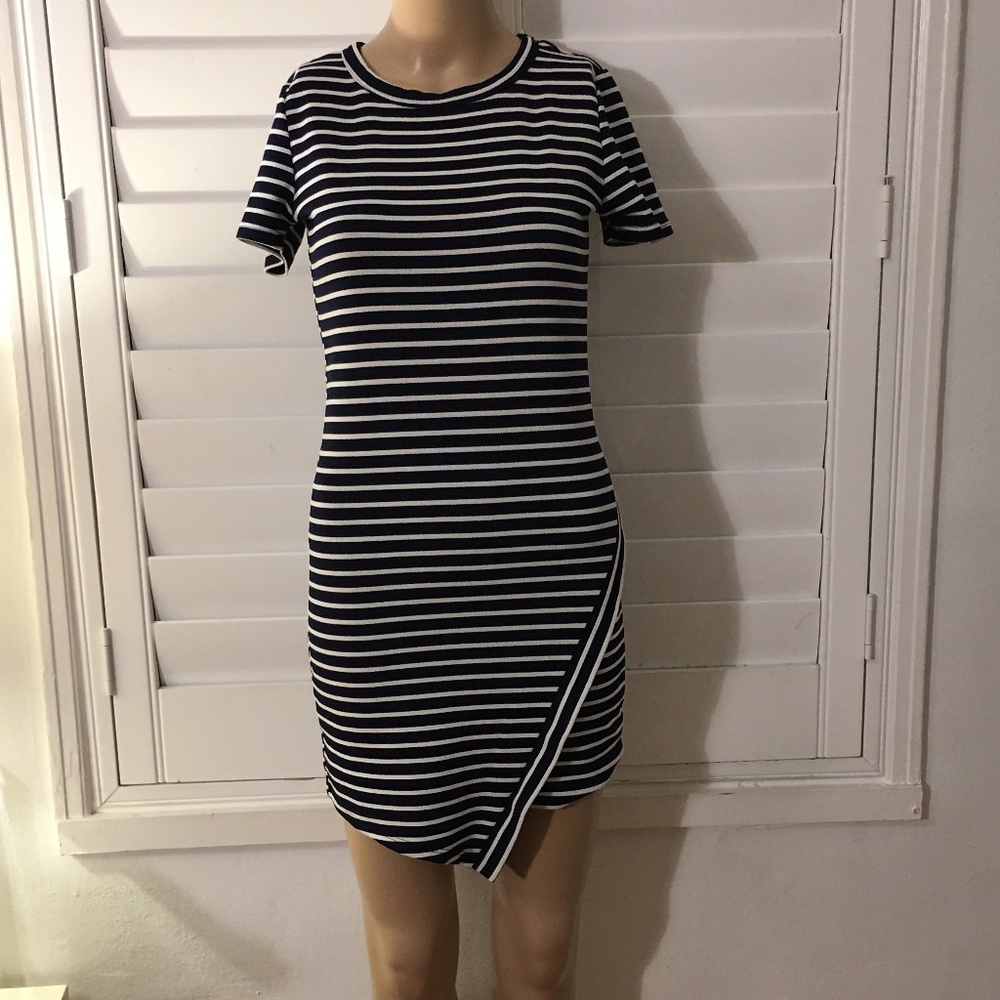 3/$10💙 ABSOLUTE ANGEL New York Dress